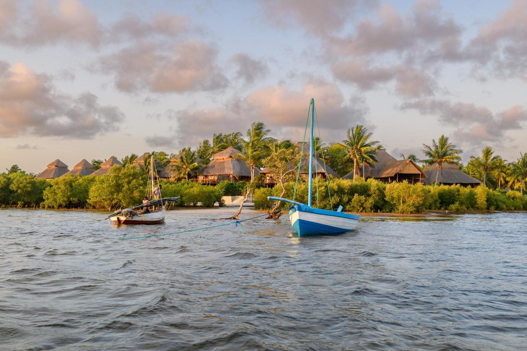 Ocean Pearl Beach Lodge Віланкулуш Екстер'єр фото