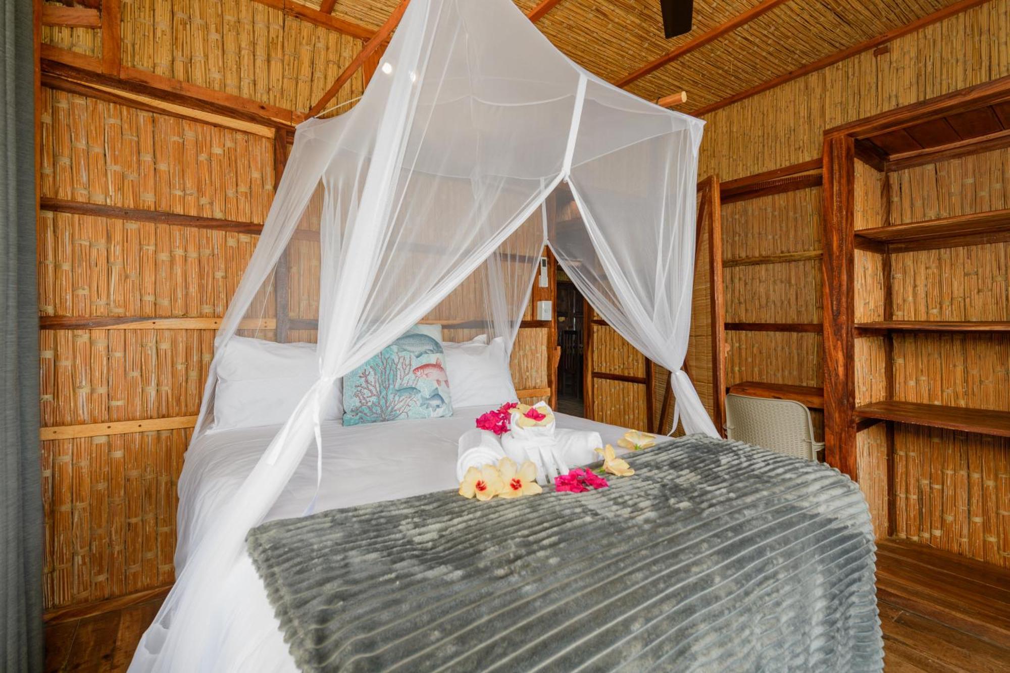 Ocean Pearl Beach Lodge Віланкулуш Екстер'єр фото