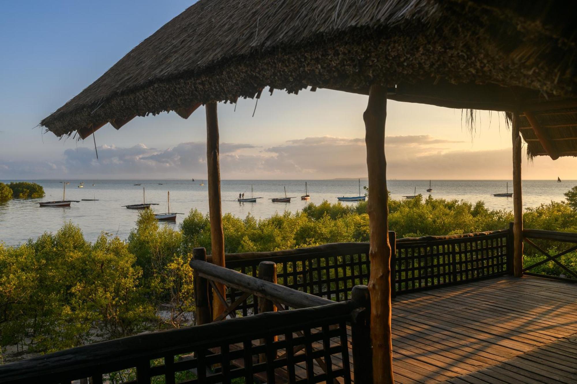 Ocean Pearl Beach Lodge Віланкулуш Екстер'єр фото