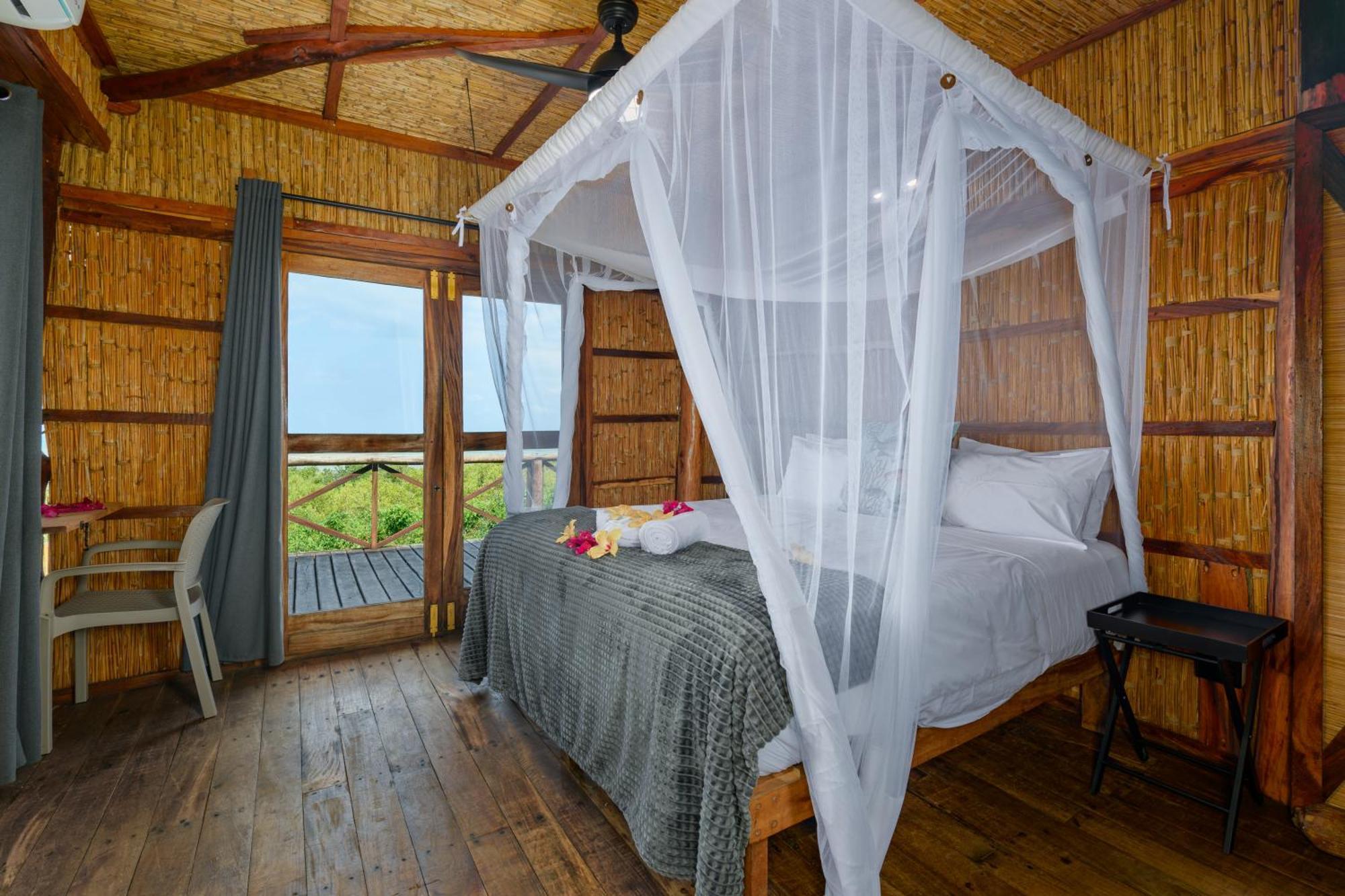 Ocean Pearl Beach Lodge Віланкулуш Екстер'єр фото