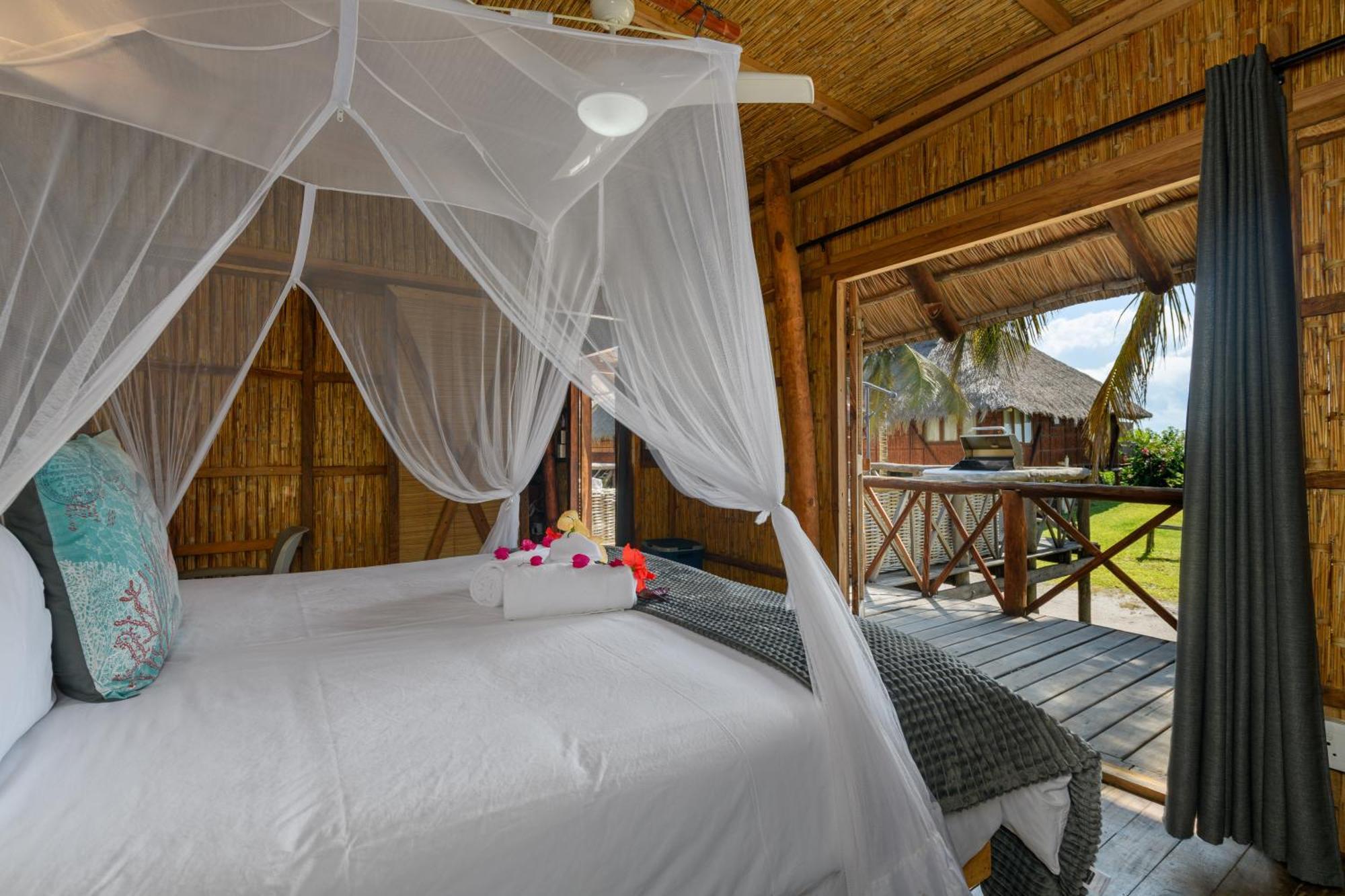 Ocean Pearl Beach Lodge Віланкулуш Екстер'єр фото