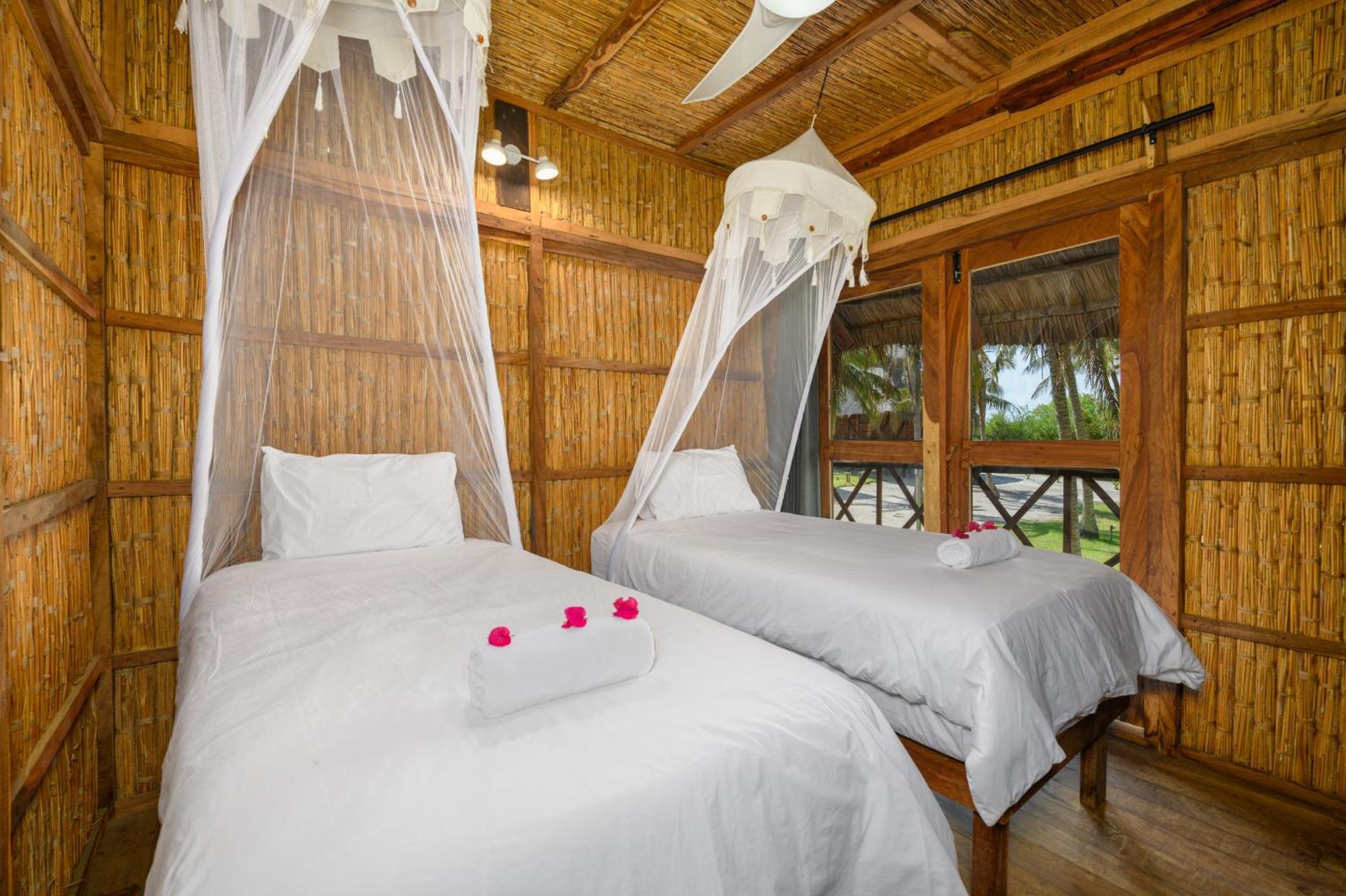 Ocean Pearl Beach Lodge Віланкулуш Екстер'єр фото