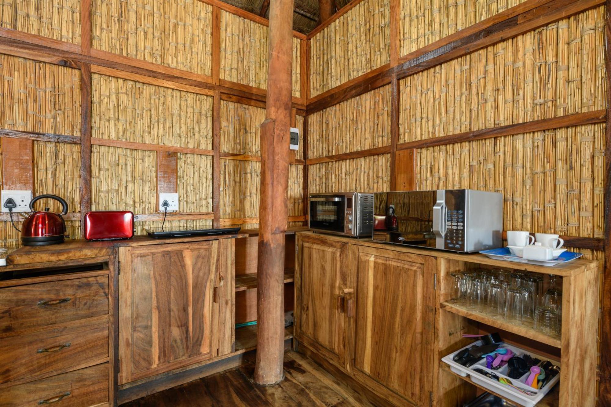 Ocean Pearl Beach Lodge Віланкулуш Екстер'єр фото